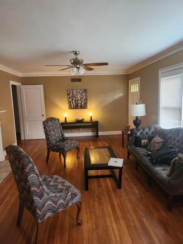 Complete Dream near Cooper-Young Historic District