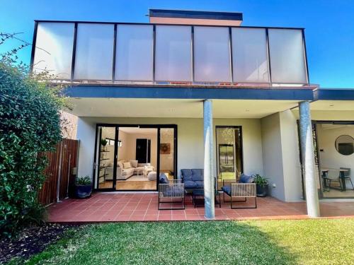 Malvern Village Luxury Townhouse in 圖拉克