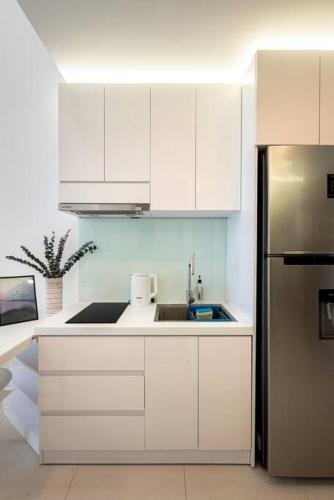 Bong's Apartment - Nice Studio @ Rivergate Dist. 4 - 주방