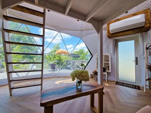 Glamping nad stawem Namiot Boho in Leczna