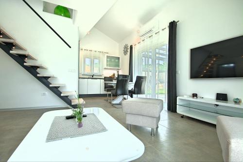 Villa Crystallina in Babici