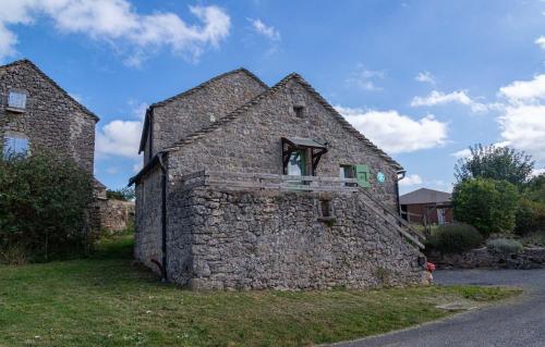 Gîte la vieille ecole au bruel des vignes (Gite la vieille ecole au bruel des vignes) in Les Vignes (Languedoc-Roussillon)