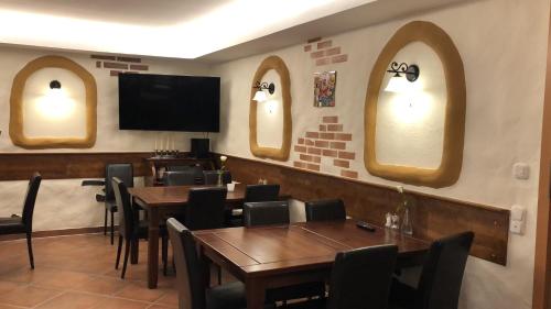 Étterem, Rheinliebe Bistro und Pension in Lorch-Lorchhausen