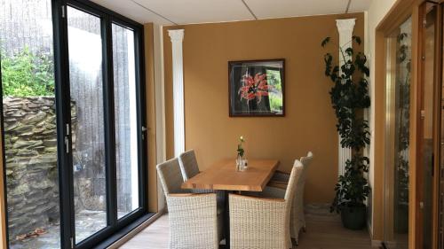 Rheinliebe Bistro und Pension in Lorch-Lorchhausen