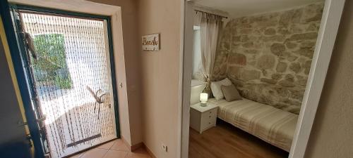 Stone House with garden Laganini in Zlarin