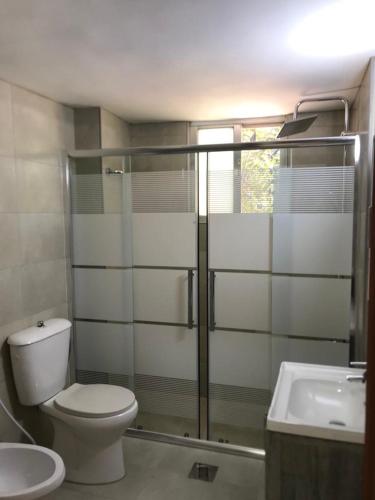 Great location apartment - image 13
