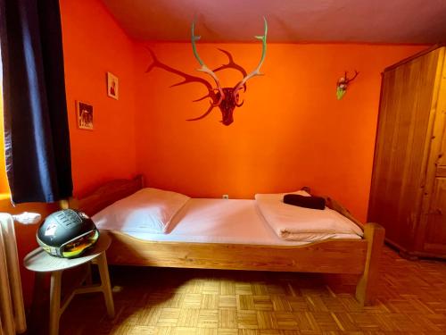 Single Room with Shared Bathroom