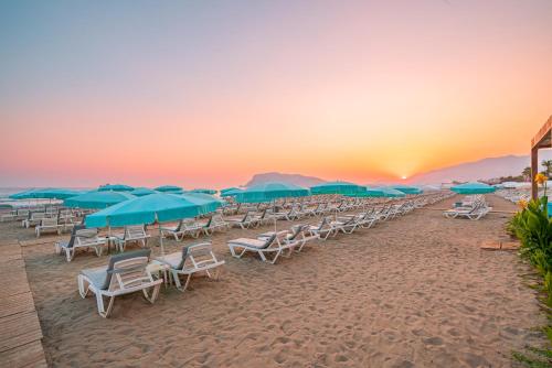 playa, Avena Resort & Spa Hotel in Alanya