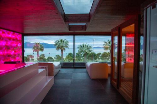 สปา, Abi's Hotel & SPA Vlore in วลอรา