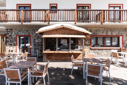 CHALET DES ALPES 5