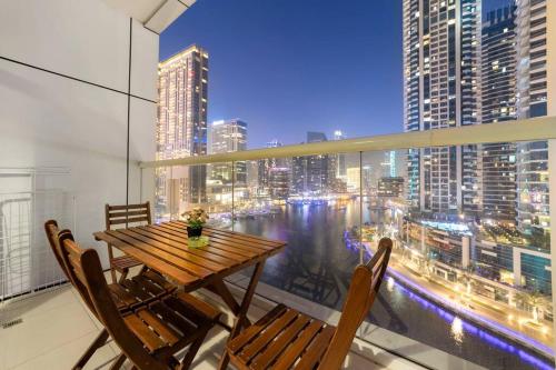 Luxurious 4 Bedroom Duplex Villa Apartment Near JBR
