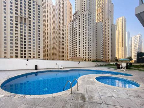 Luxurious 4 Bedroom Duplex Villa Apartment Near JBR