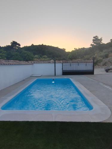 Úszómedence, La Noguera Casa Rural in Santiago-Pontones