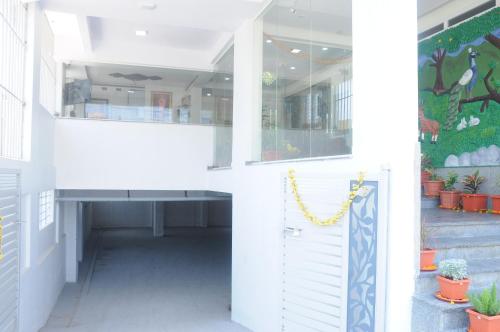 Amma Inn Elegance Suites and Apartments - image 4