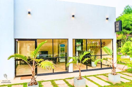 The Ivy Lake in Anuradhapura