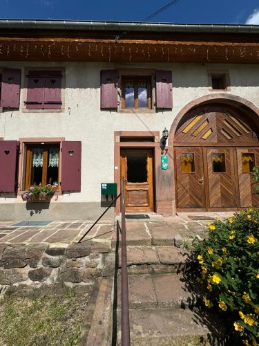 GÎTE EMERAUDE (GITE EMERAUDE) in Saales