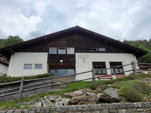 Exterior view, Ostello Pro Osco in Faido