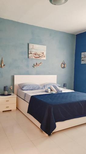 LA TERRAZZA SUL MARE camera fronte mare&vicino aereoporto SICILIAN VINTAGE STYLE SEASIDE ROOM LA TERRAZZA SUL MARE camera fronte mare&vicino aereoporto SICILIAN VINTAGE STYLE SEASIDE ROOM