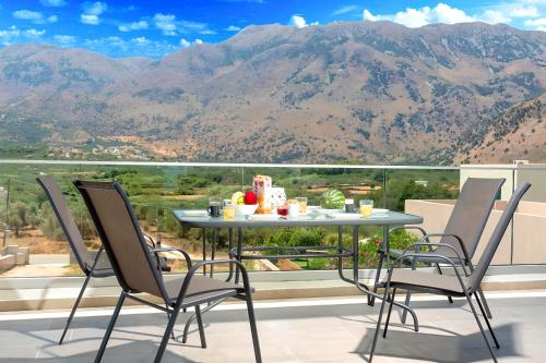 Facilities, Luminosa Luxury Villa in Gerogioupoli