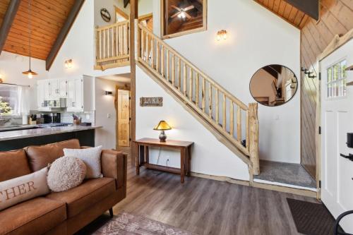 Timeless Traditions Arrowhead home in Lake Arrowhead, USA