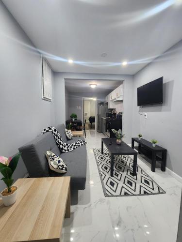 Comfy & stylish 2-bedroom apt - minutes to NYC in Jersey City, USA