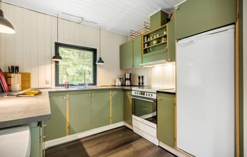 Kitchen, Beautiful Home In Give With Kitchen in Give