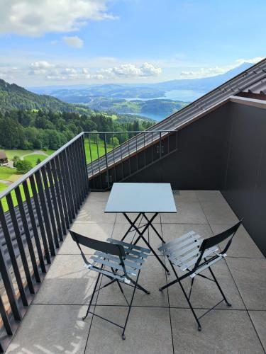 Balcony/terrace, LABEA-Stay - idyllisch I romantisch I View I Natur in Hergiswil