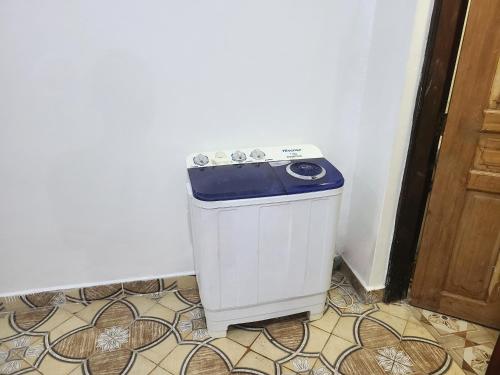 Delicious House, Watamu, 2-bedroom with secure compound free parking and wifi in Watamu