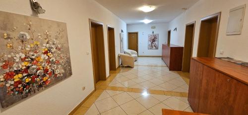 Single Room image 10