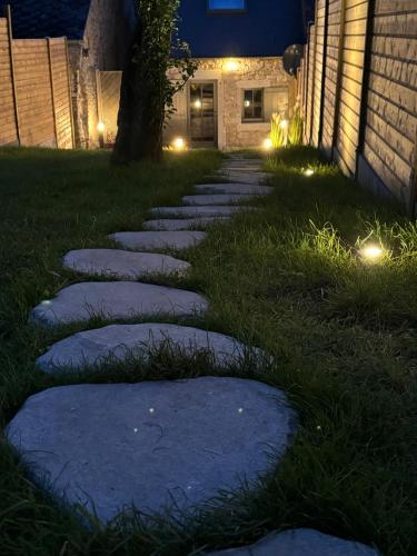 حديقة, La maison d Aurore loft et spa privatif in Couvin