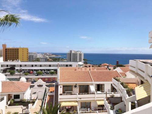 Apartamento con Vistamar y piscina climatizada en Garden City 3