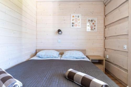 Willa Alexandria - Domki, Apartamenty, Pokoje z Basenem