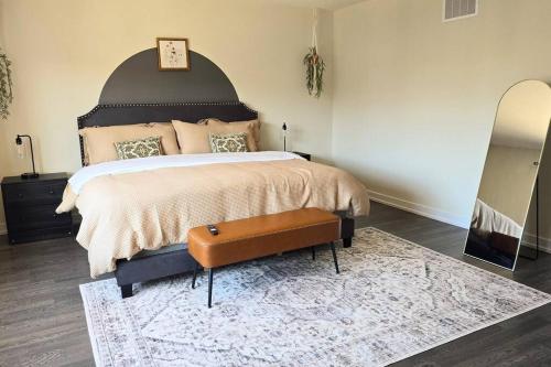 5beds 2800 sqft house, sleeps 11, 18 mins to falls