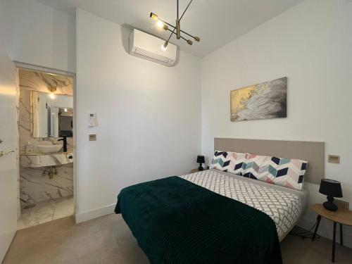 Loft8 plaza mayor - Tap to explore photos