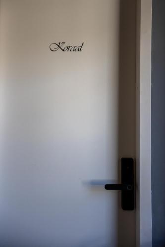 Koraal - Comfortabele kamer bij B&B Gezond aan Zee - Exclusief Wellnesstuin, Ouddorp (fotografie 6)