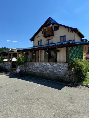 Viesnīcas āriene, BLIM Restaurant Cazare Sound of Nature in Poienari (Gorj)