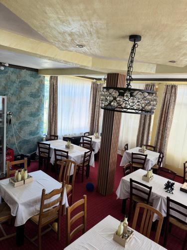 Restorāns, BLIM Restaurant Cazare Sound of Nature in Poienari (Gorj)