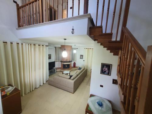 Vila Elio Guest House in Divjake