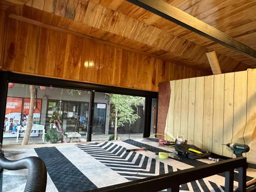 Honey moon hostel