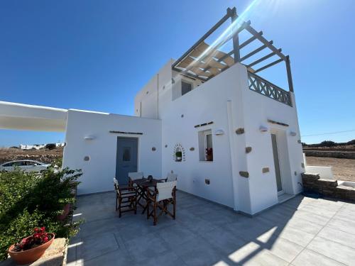 Antiparos Diamond in Antiparosa