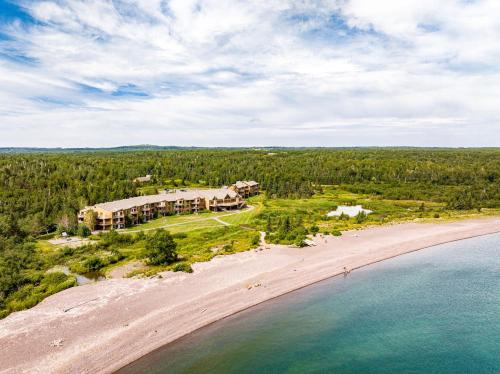 Superior Shores Resort - image 4
