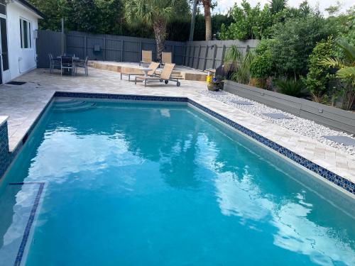 Retreat with Salt Water Heated Pool & Spa, Boynton Beach (foto 10)