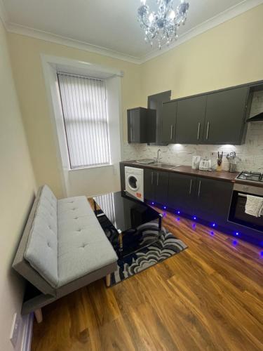 Glasgow South 2 Bedroom Apartment, Glasgow (photo 6)