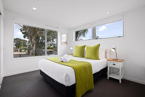 Modern, Spacious Home on Popular Muricata Av - Enjoy Beach, Surf & Sun, Mount Maunganui (foto 4)
