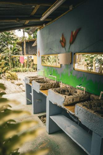 Flutterby House in Uvita