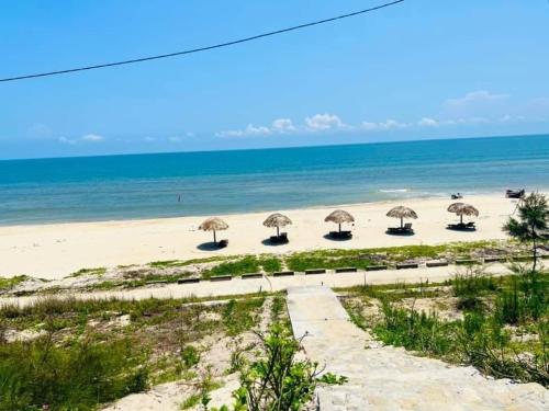 An homestay, biển Quảng Công Huế (An homestay, bien Quang Cong Hue) in Thuan An Beach