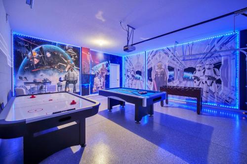 Recreational facilities, 6BR Villa - Heated Pool - Game Room - Water Park in Disney - Maingate West