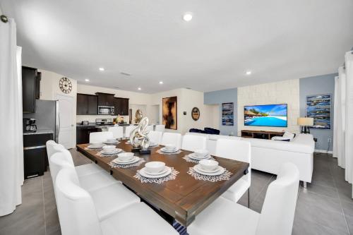 Facilities, 6BR Villa - Heated Pool - Game Room - Water Park in Disney - Maingate West