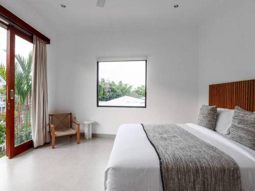 Brand new designer Canggu Villa - image 4