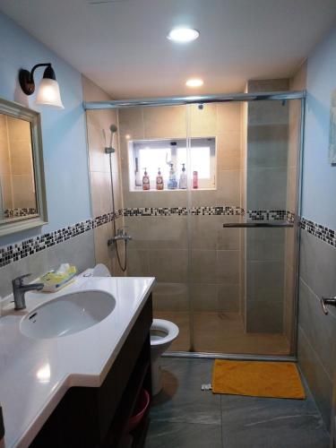 Bathroom, 葛萊絲鄉村小屋 Glass Country loft in Baoshan